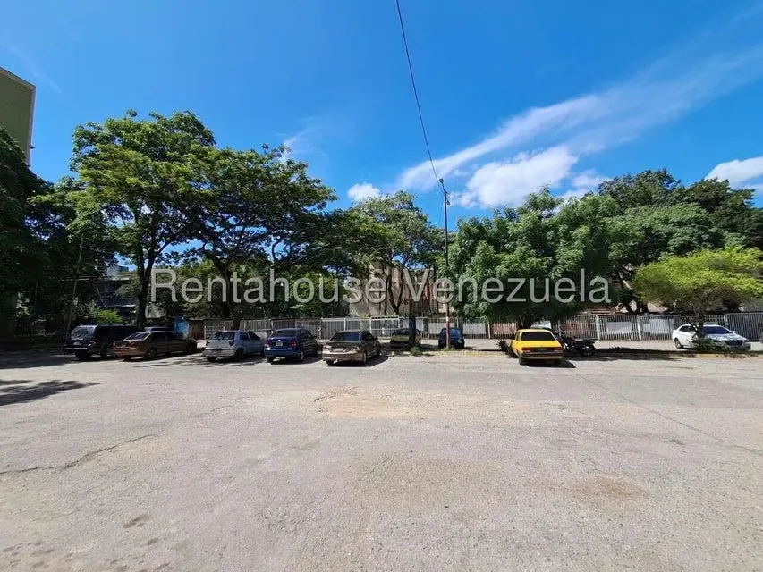 Apartamento (1 Nivel) en Alquiler en Caña de Azucar, Aragua - 18