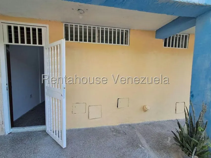 Apartamento (1 Nivel) en Alquiler en Caña de Azucar, Aragua - 3