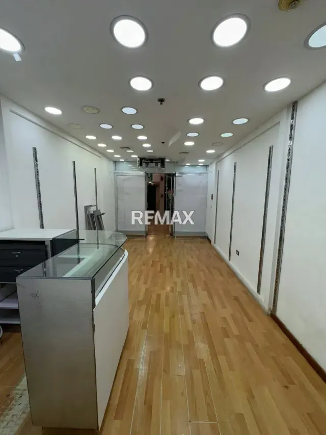 Local comercial en venta en Galerías Ávila - 3
