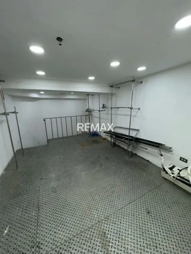 Local comercial en venta en Galerías Ávila - 6