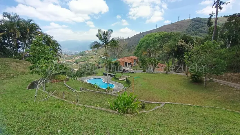 Terreno (Residencial) en Venta en Los Guayabitos, Distrito Metropolitano
