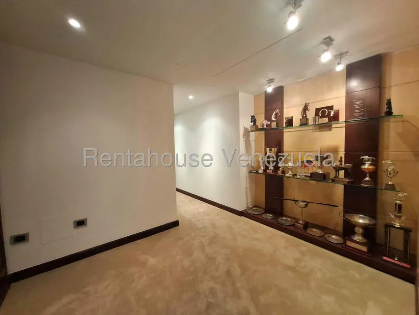 Apartamento (1 Nivel) en Venta en Colinas de Valle Arriba, Distrito Metropolitano - 25