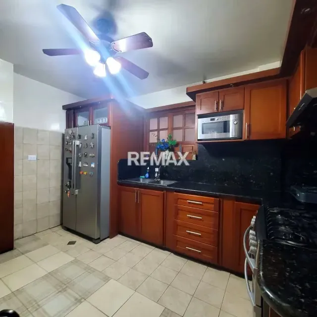 En Venta Quinta de 2 Niveles, Carialinda Naguanagua - 14