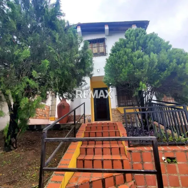 En Venta Quinta de 2 Niveles, Carialinda Naguanagua - 9