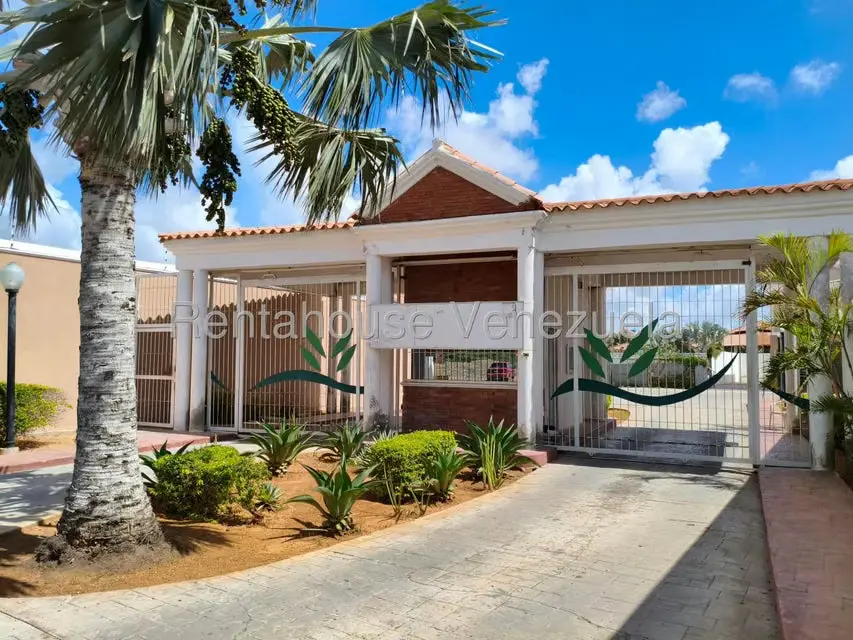 Casa (1 Nivel) en Alquiler en Casacoima, Falcon - 36