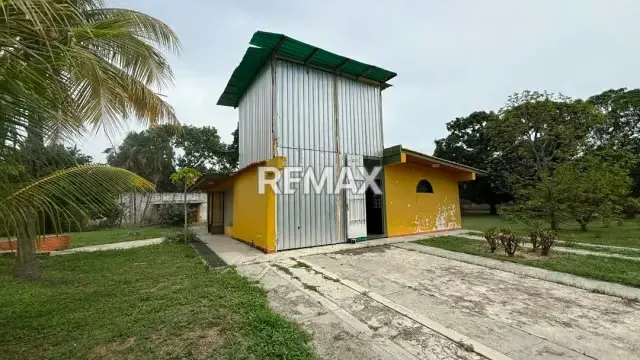 Venta Galpon, Locales Yagua - 13