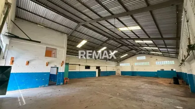 Venta Galpon, Locales Yagua - 3