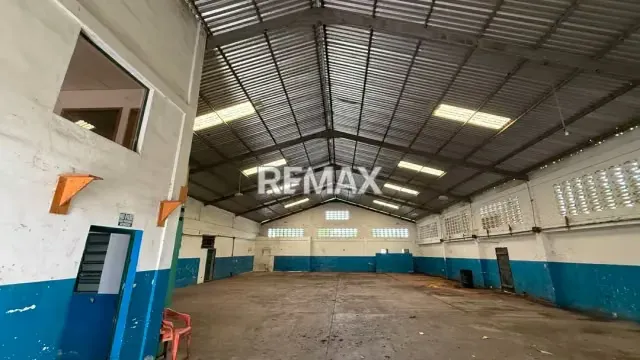 Venta Galpon, Locales Yagua - 4