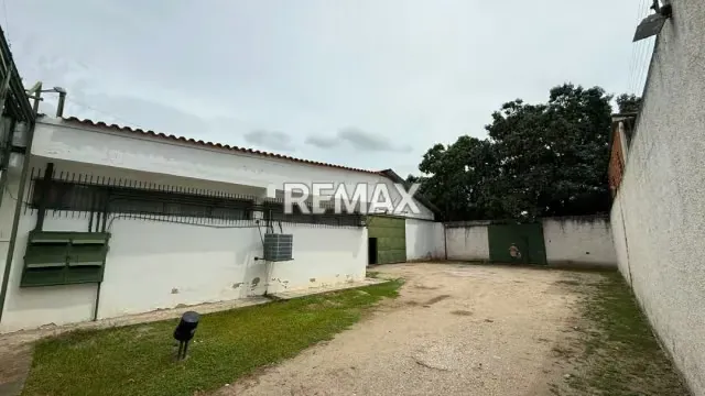 Venta Galpon, Locales Yagua - 6