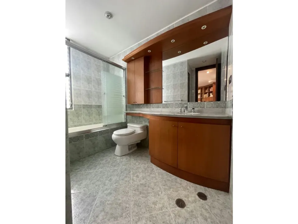 EN VENTA APARTAMENTO EN LOMAS DE SAN ROMAN - 12