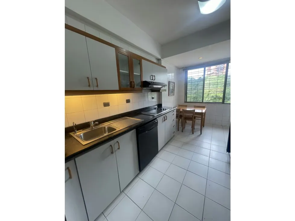 EN VENTA APARTAMENTO EN LOMAS DE SAN ROMAN - 5