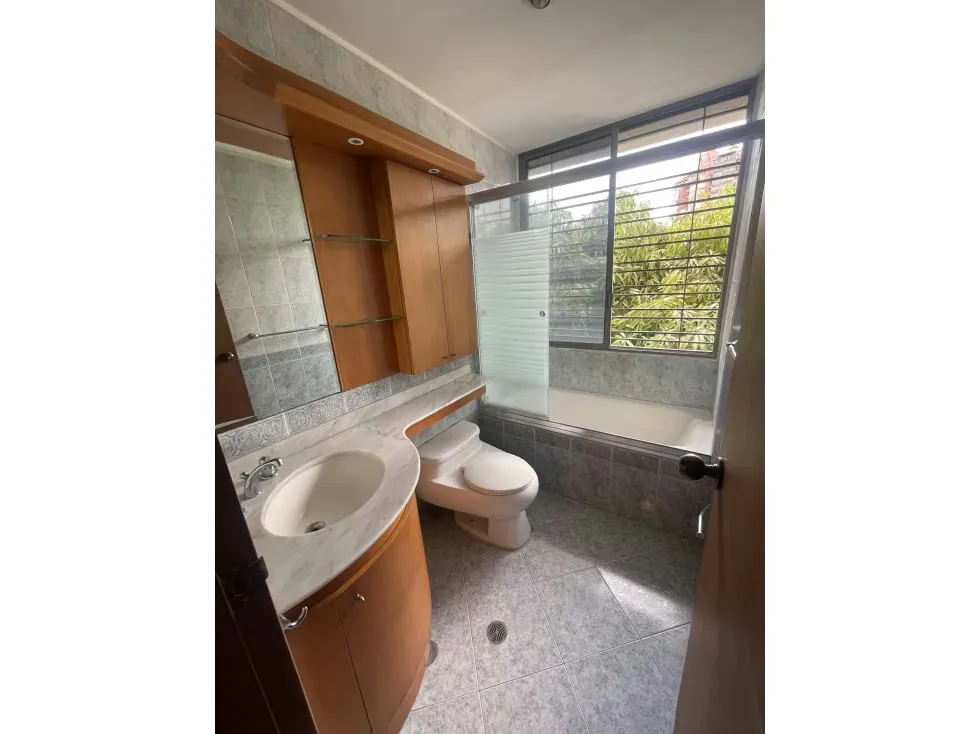 EN VENTA APARTAMENTO EN LOMAS DE SAN ROMAN - 10