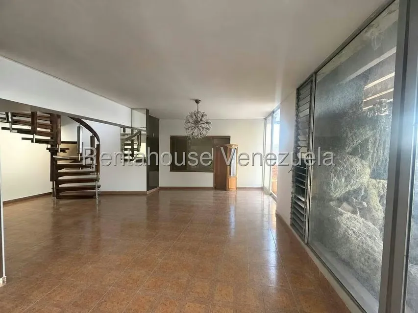 Apartamento (1 Nivel) en Venta en Sebucan, Distrito Metropolitano - 2