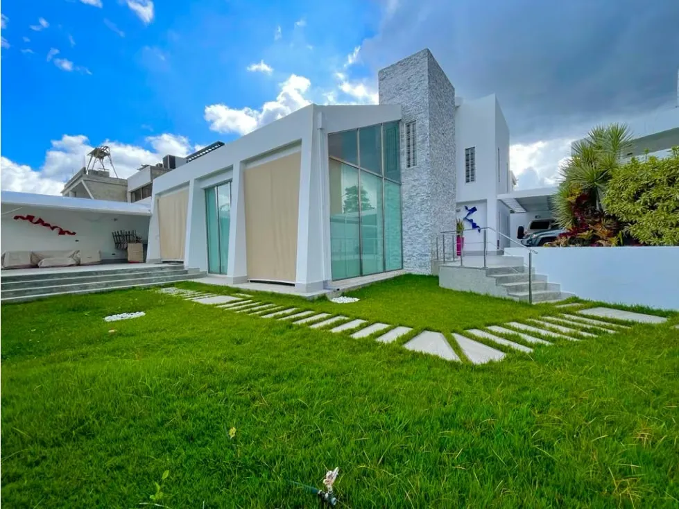 Se vende Casa 550m² 4h+1s/5b+1s/4p Los Samanes