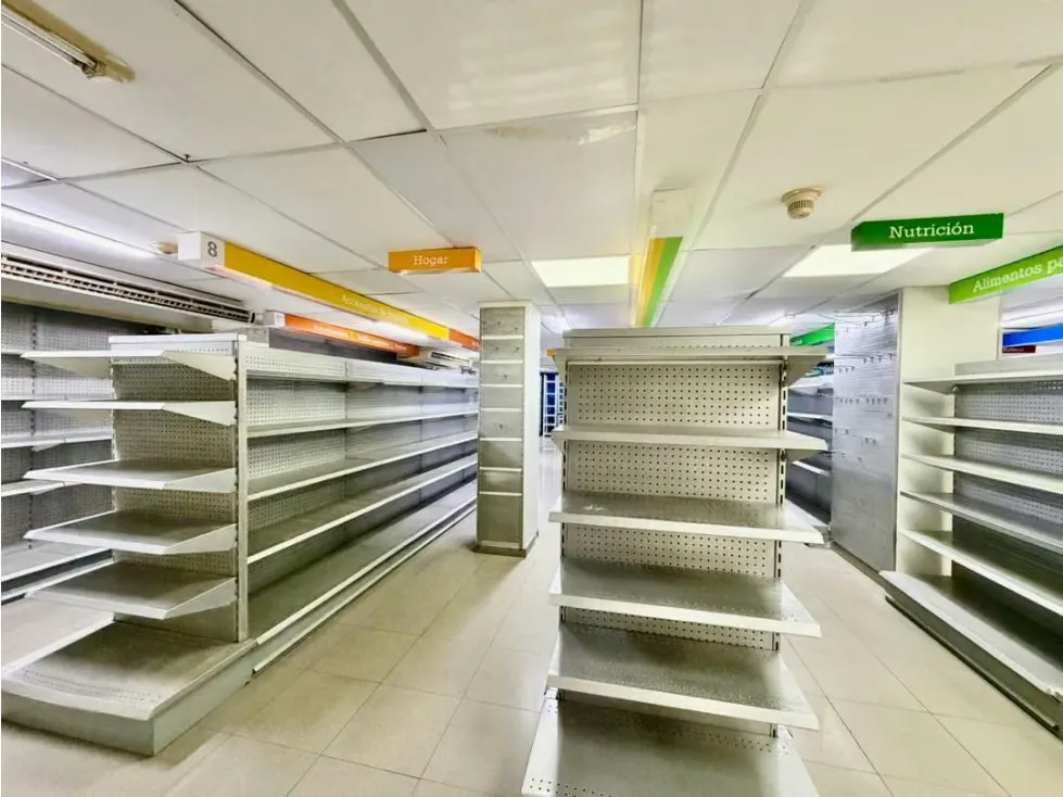 Se alquila / vende local comercial a pie de calle 196m2 Colinas de BM - 2