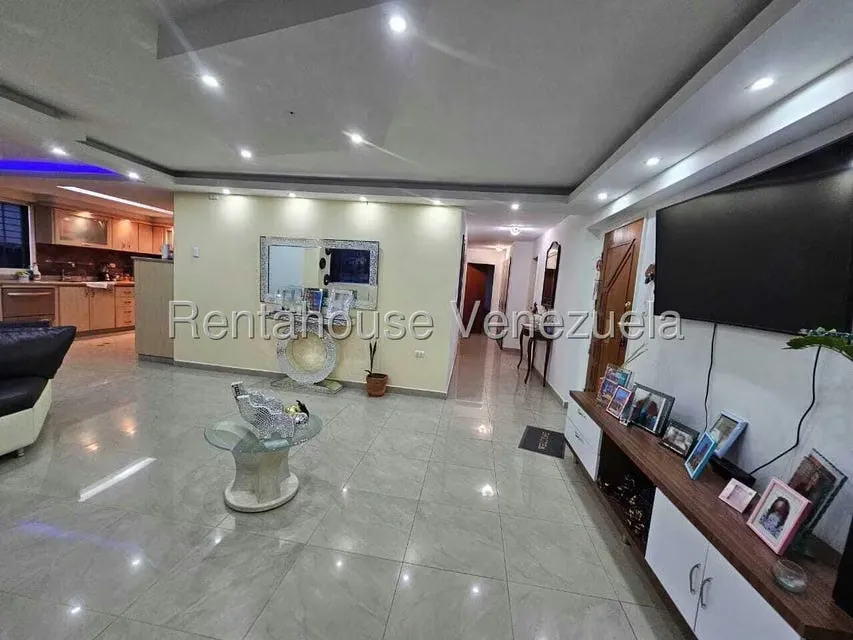 Apartamento (1 Nivel) en Venta en La Romana, Aragua - 3