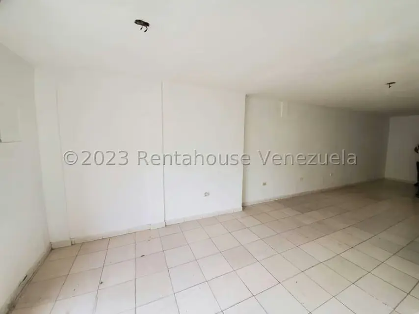 Comercial (Local Comercial) en Venta en Centro, Lara - 28
