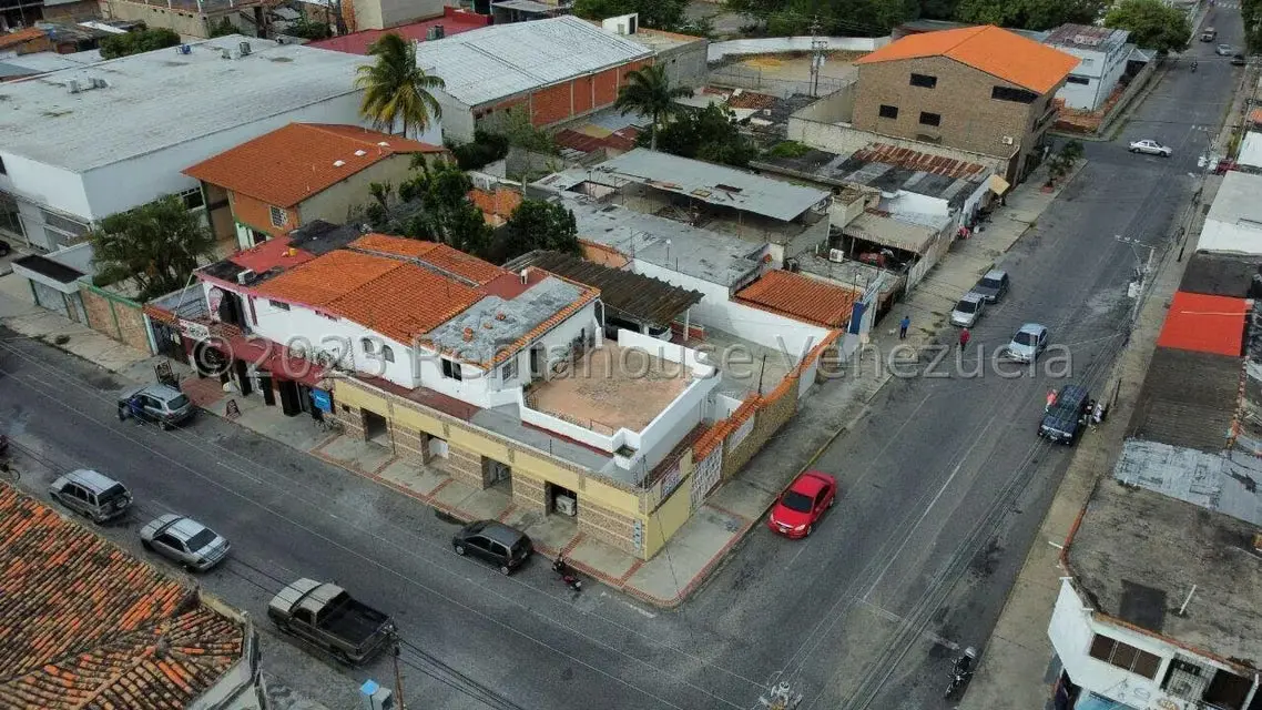 Comercial (Local Comercial) en Venta en Centro, Lara - 3