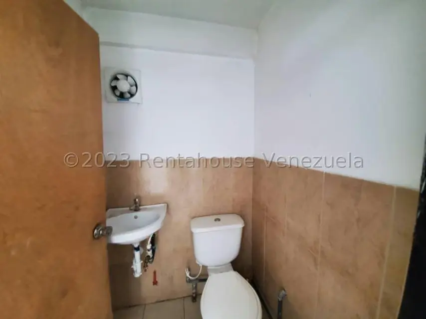 Comercial (Local Comercial) en Venta en Centro, Lara - 34