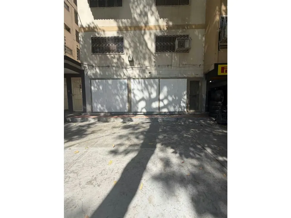 Se vende local comercial 165m2 San Bernardino 0112 - 11
