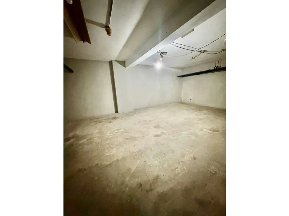 Se vende local comercial 165m2 San Bernardino 0112 - 5