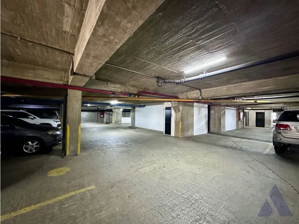 Vendo apartamento 231m2 Lomas de Prados del Este 4680 - 32