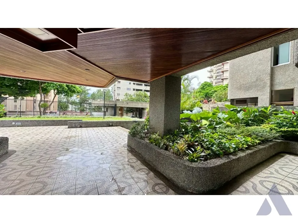 Vendo apartamento 231m2 Lomas de Prados del Este 4680 - 38