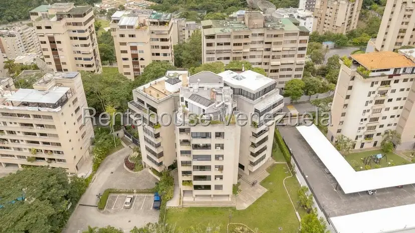Apartamento (1 Nivel) en Alquiler en Colinas de Valle Arriba, Distrito Metropolitano