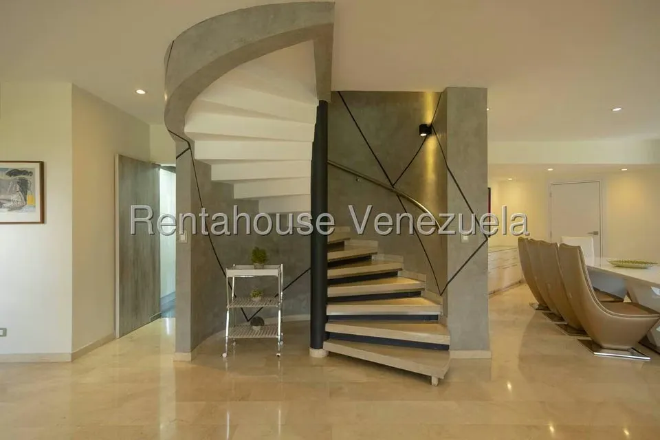 Apartamento (1 Nivel) en Alquiler en Colinas de Valle Arriba, Distrito Metropolitano - 44