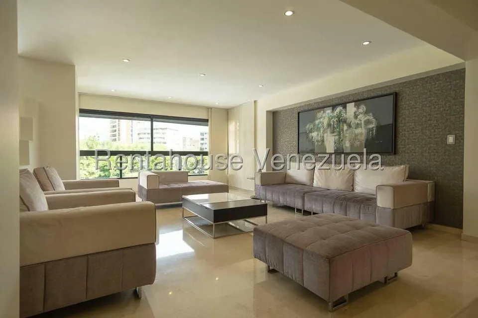Apartamento (1 Nivel) en Alquiler en Colinas de Valle Arriba, Distrito Metropolitano - 8