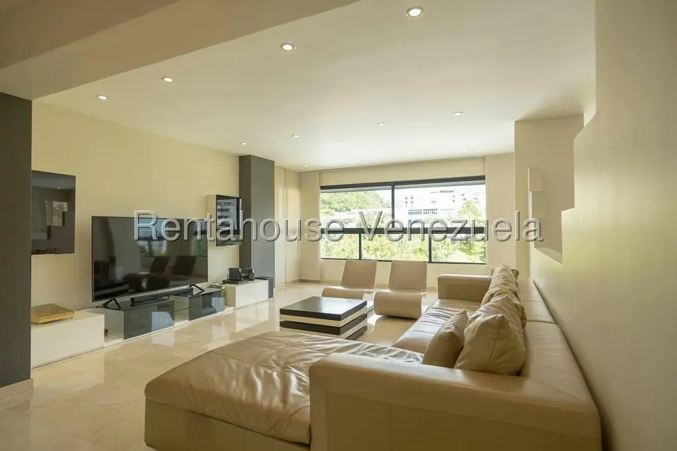 Apartamento (1 Nivel) en Alquiler en Colinas de Valle Arriba, Distrito Metropolitano - 9