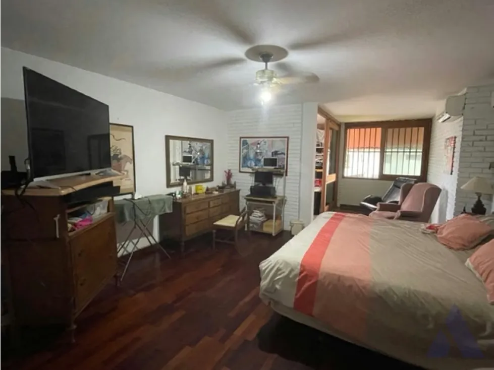 Se vende casa 750m2 Prados Del Este 8227 - 18