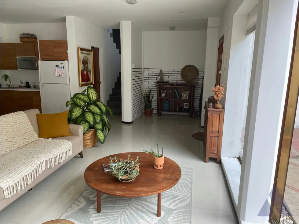 Se vende casa 750m2 Prados Del Este 8227 - 24