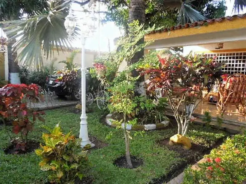 Casa (1 Nivel) en Venta en Av Fernandez Padilla, Anzoategui - 2