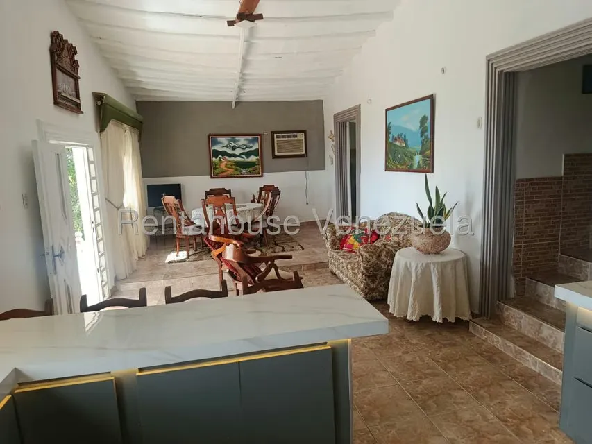 Casa (1 Nivel) en Venta en Sector La Chapa, Falcon - 12