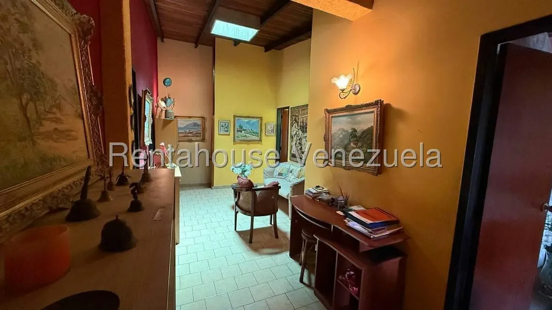 Casa (Duplex) en Venta en Los Chorros, Distrito Metropolitano - 11
