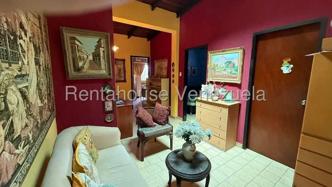 Casa (Duplex) en Venta en Los Chorros, Distrito Metropolitano - 12
