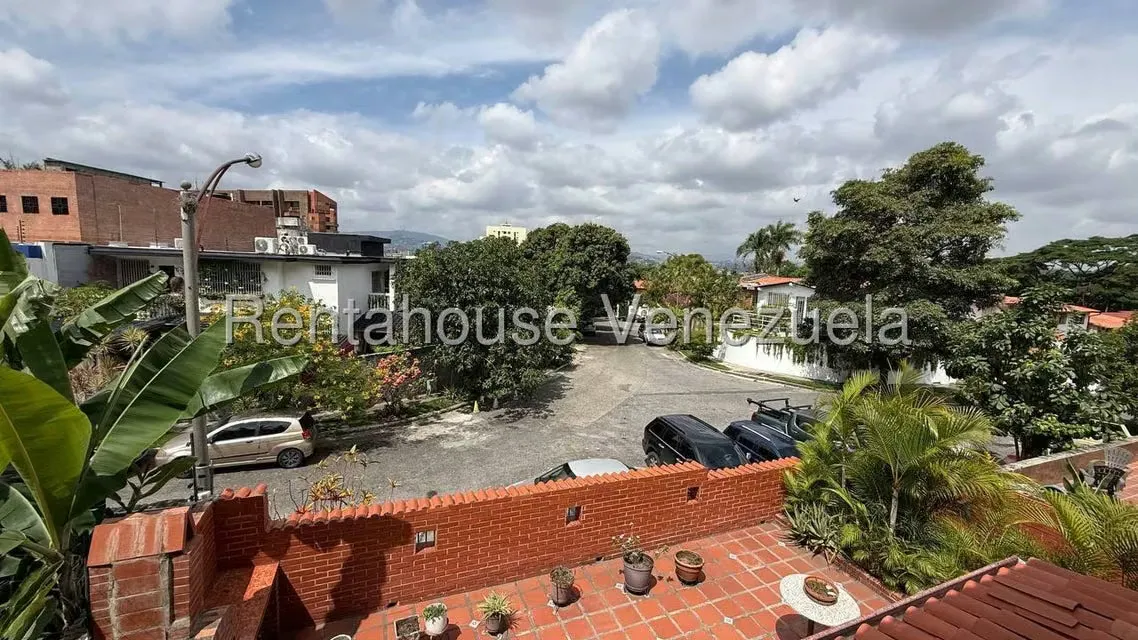 Casa (Duplex) en Venta en Los Chorros, Distrito Metropolitano - 14