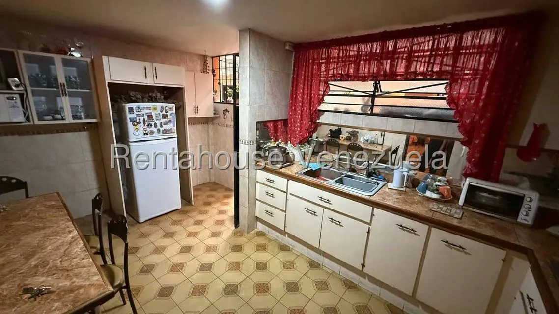 Casa (Duplex) en Venta en Los Chorros, Distrito Metropolitano - 23