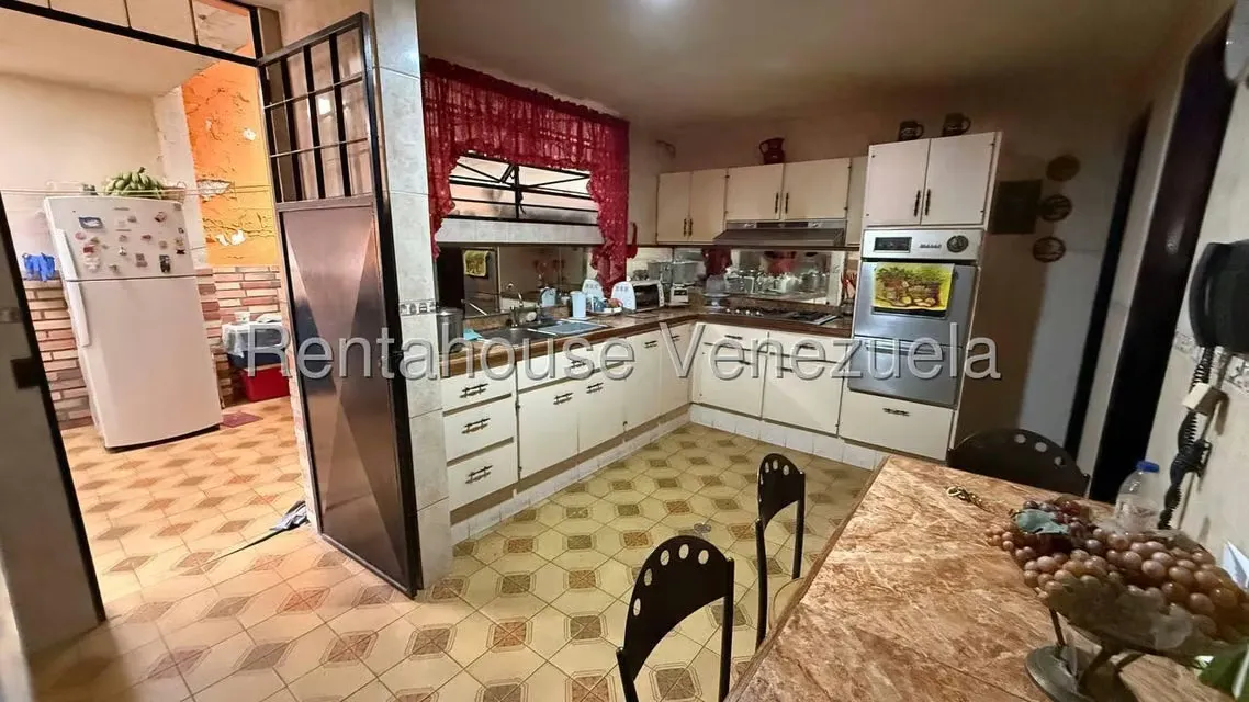 Casa (Duplex) en Venta en Los Chorros, Distrito Metropolitano - 26