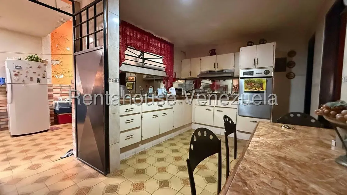 Casa (Duplex) en Venta en Los Chorros, Distrito Metropolitano - 27