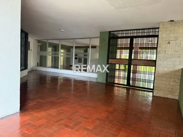 APARTAMENTO DE OPORTUNIDAD - 2