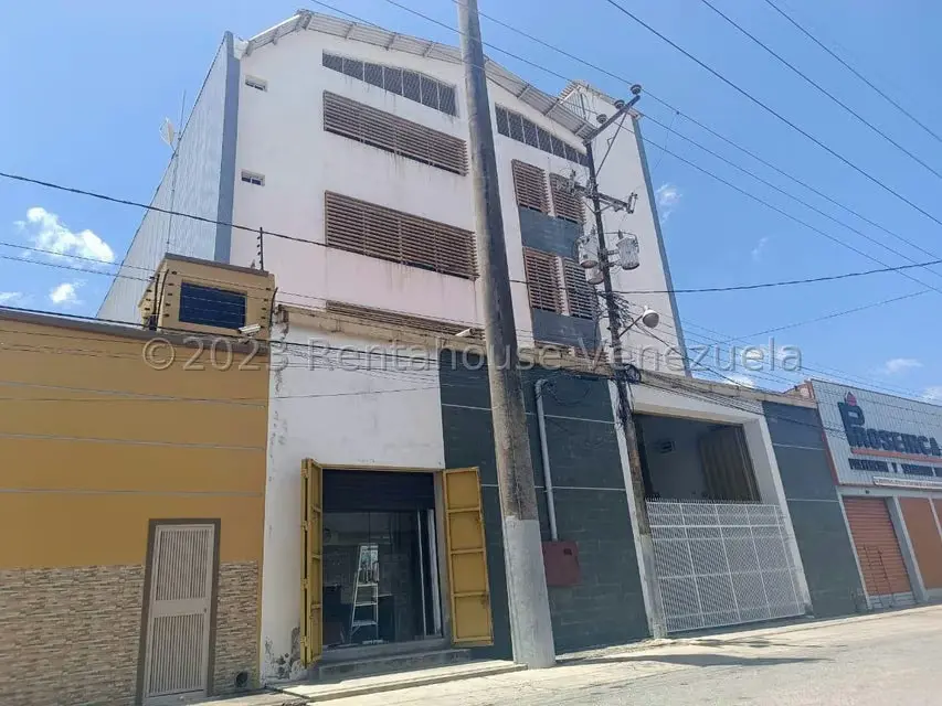Galpon - Deposito en Venta en Zona Industrial 1, Lara - 56
