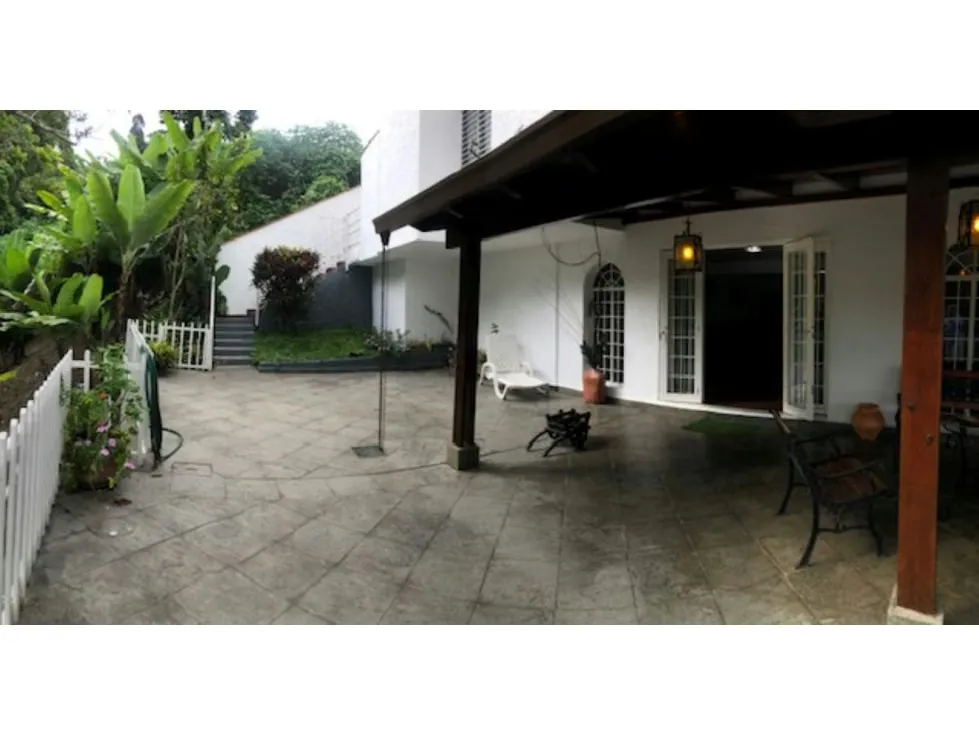 Se Vende Casa C.Cerrada-455m²-5H+6B+6P+Planta-La Lagunita 8698 - 39