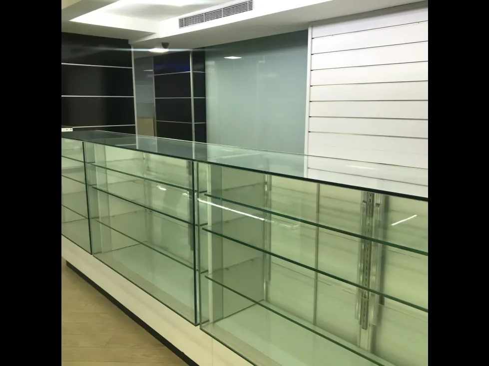 ALQUILER LOCAL COMERCIAL 9 M2 LOS RUICES (IG) - 5