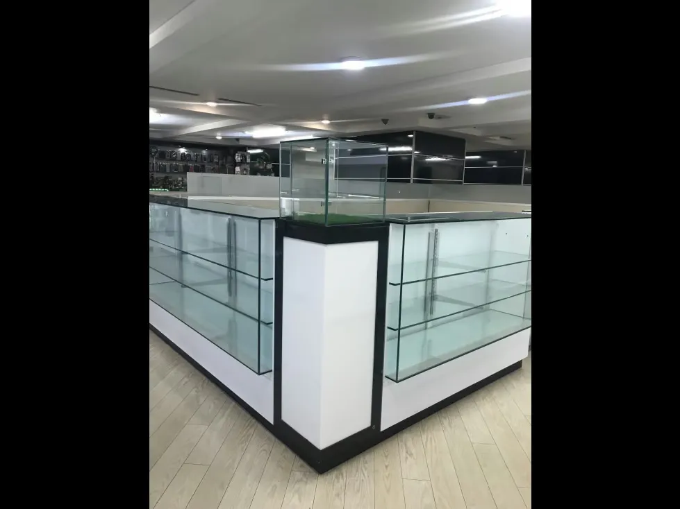 ALQUILER LOCAL COMERCIAL 9 M2 LOS RUICES (IG) - 8
