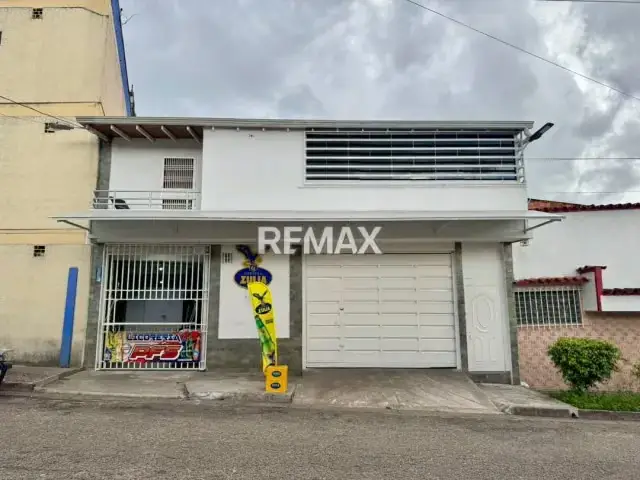 Casa Comercial. Venta. La Concordia