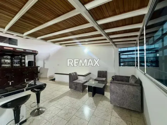 Casa Comercial. Venta. La Concordia - 15