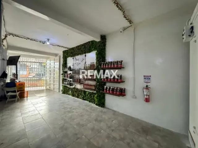 Casa Comercial. Venta. La Concordia - 5