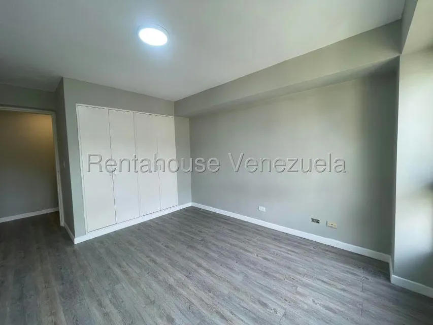 Apartamento (1 Nivel) en Venta en Los Naranjos del Cafetal, Distrito Metropolitano - 25